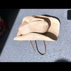 Straw Stetson cowgirl western hat. Chic sun hat